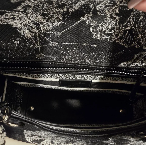 🔥RARE🔥 Dior Medium Lady Dior Bag - Picture 11 of 15
